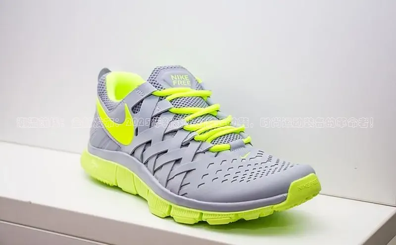 乐玩LEWIN-乐玩国际福石控股潮流前线：全新发布：2025年新款小白鞋运动鞋，时尚运动装备的革命者！