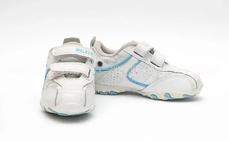 2025新款运动鞋——让酷热的夏日不再沉闷